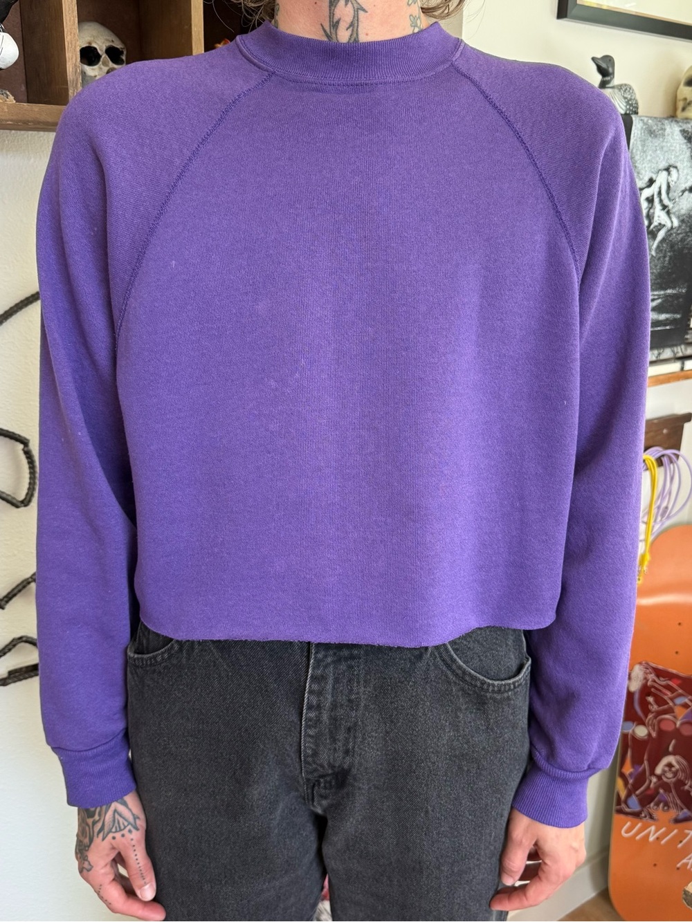 Vintage 80s 90s Faded Purple Cropped Boxy Crewneck Sweatshirt ~ Size Medium